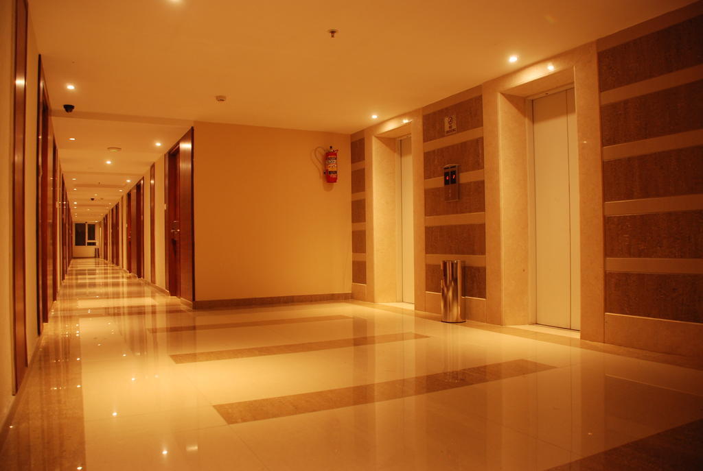 Pla Krishna Inn Tiruchirappalli Extérieur photo